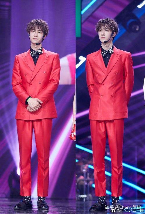 王一博照片爆料最新消息,神秘恋情曝光，细节令人惊讶！  第2张