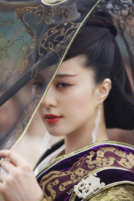 吃瓜娱乐圈 罗云熙,瓜田里的娱乐圈新星  第2张